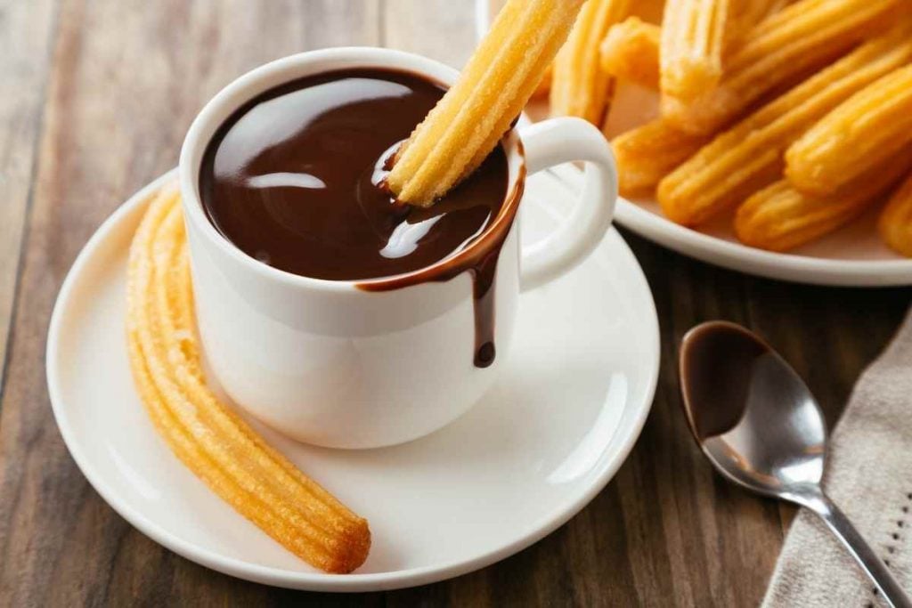 Churros y chocolate Madrid with kids