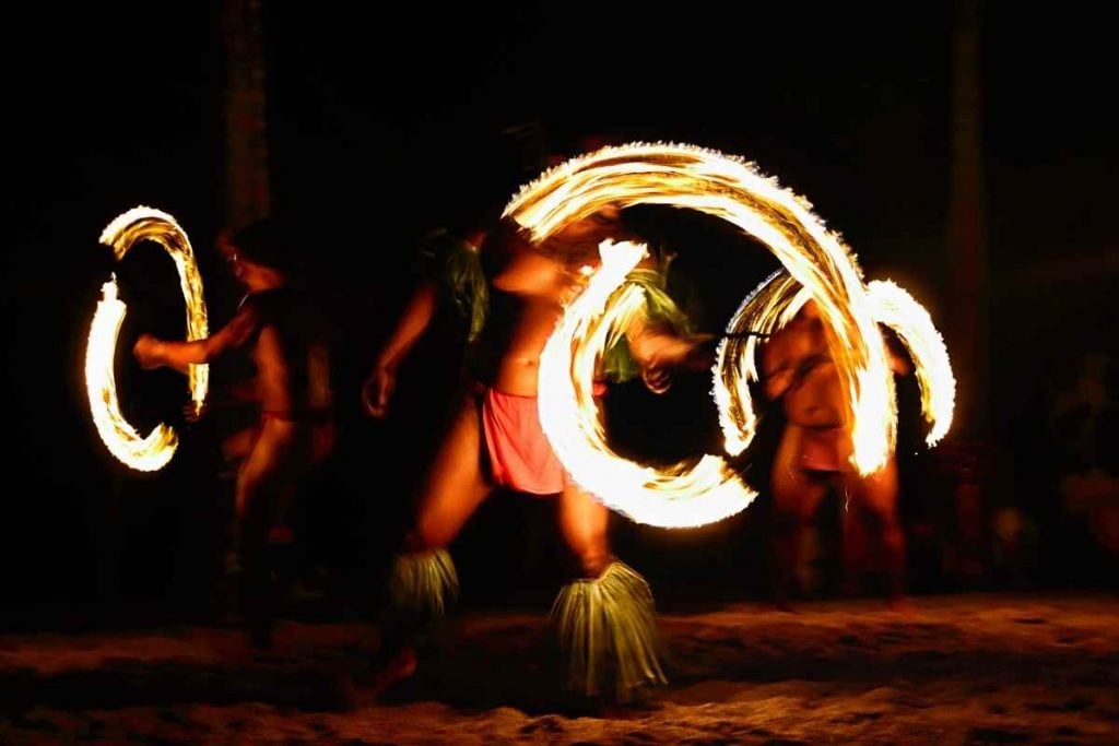 Hawaii luau fire dancers
