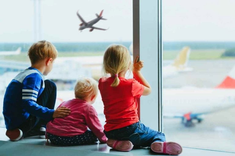11 Holiday Airport Tips for Families