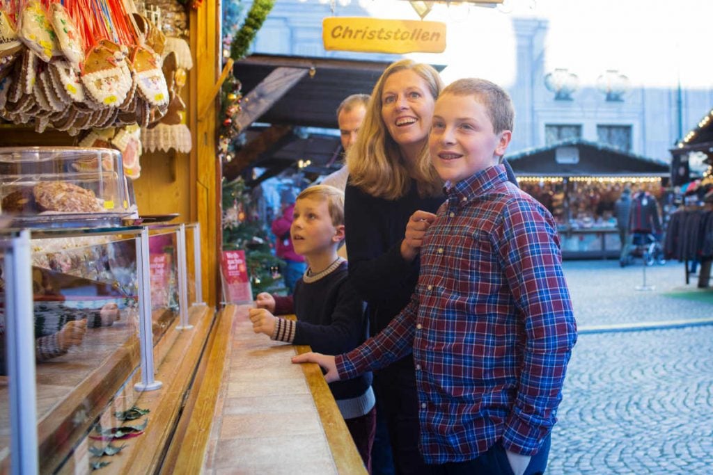 Kids-Are-a-Trip-in-Munich-Christmas-market