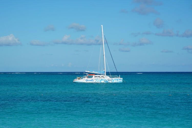 Sailing-at-Beaches-Turks-and-Caicos-Kids-Are-A-Trip