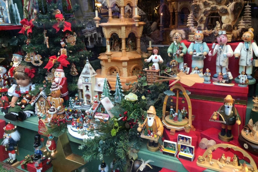 Wooden Christmas handicrafts Germany